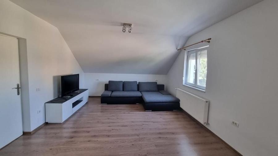 Apartament cu 2 camere în Ghiroda