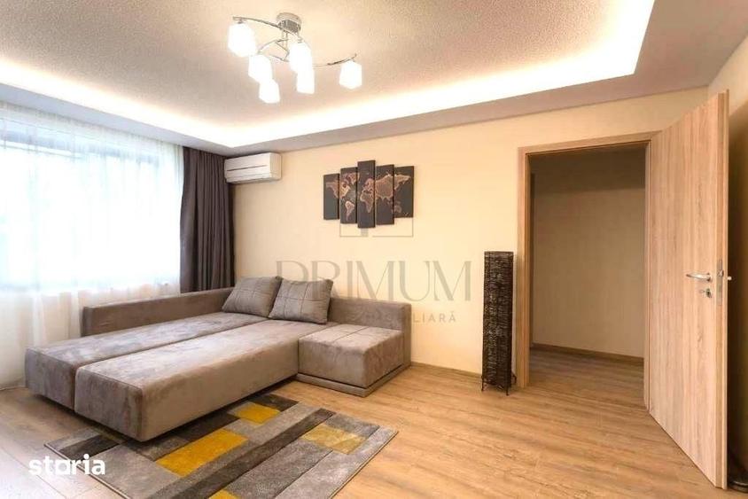 Apartament cu 3 camere semidecomandat în Central