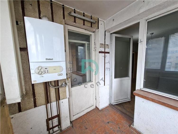 Apartament cu 3 camere decomandat în Centrul Civic