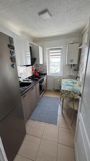 Apartament cu 2 camere decomandat în Sărata