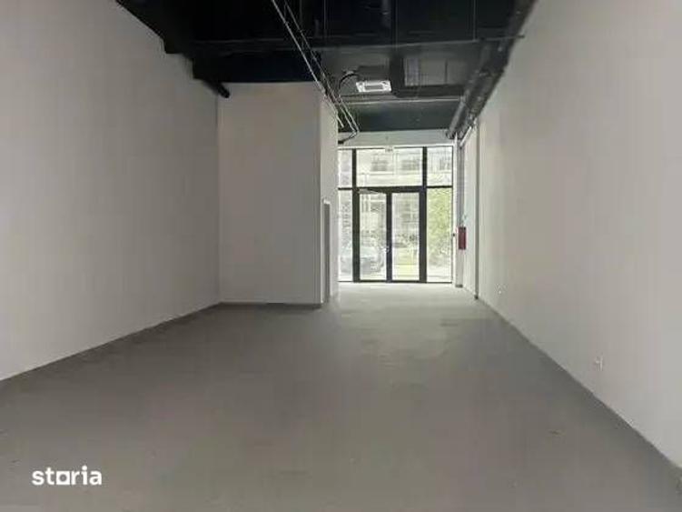 Spațiu comercial, de 80 mp, în Central