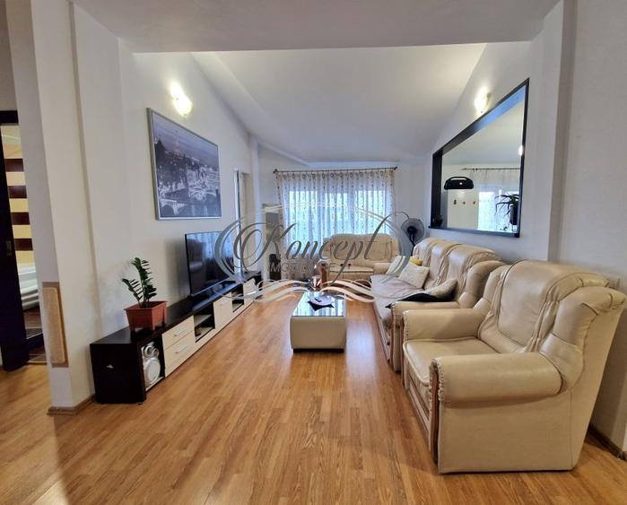 Apartament cu 2 camere semidecomandat, mobilat în Andrei Mureșanu