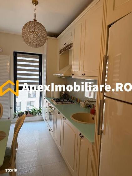 Apartament cu 3 camere decomandat în Lujerului