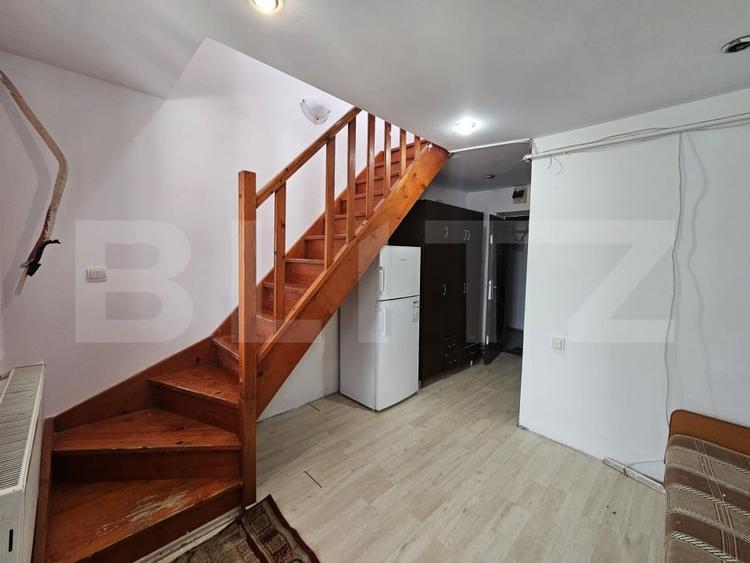 Apartament cu 2 camere semidecomandat, mobilat în Nicolina