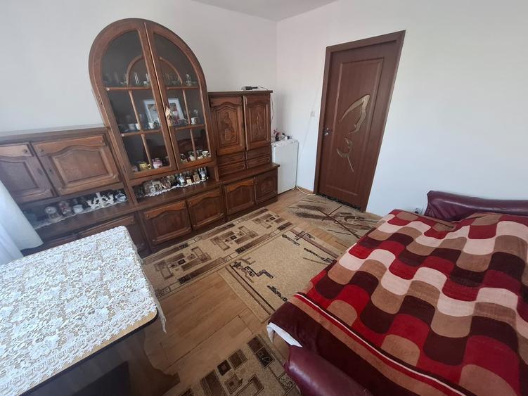 Garsonieră nedecomandată în Aurel Vlaicu