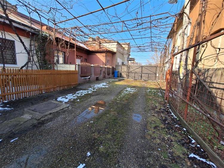 Duplex cu 3 camere cu Teren 10 Mp în Central