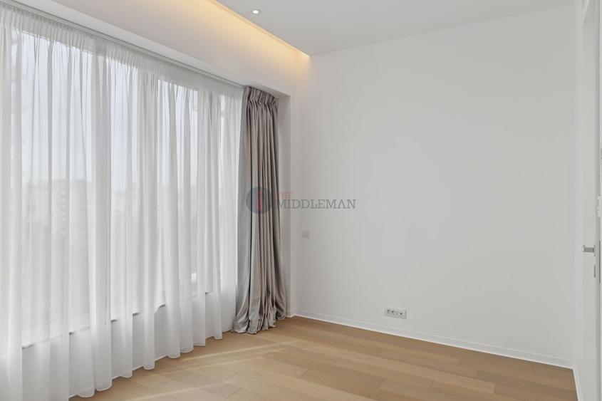 Apartament cu 3 camere semidecomandat, mobilat în Floreasca