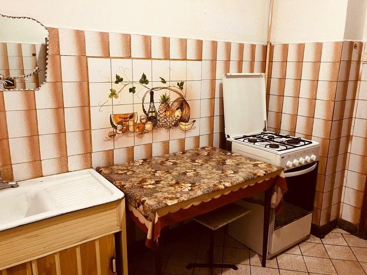 Apartament cu 2 camere semidecomandat în Central
