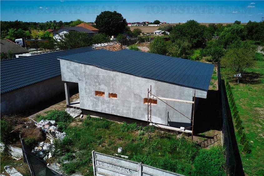 Casă individuală cu 3 camere cu Teren 1056 Mp în Mihail Kogălniceanu