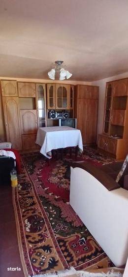 Casă cu 2 camere cu Teren 1113 Mp în Iris