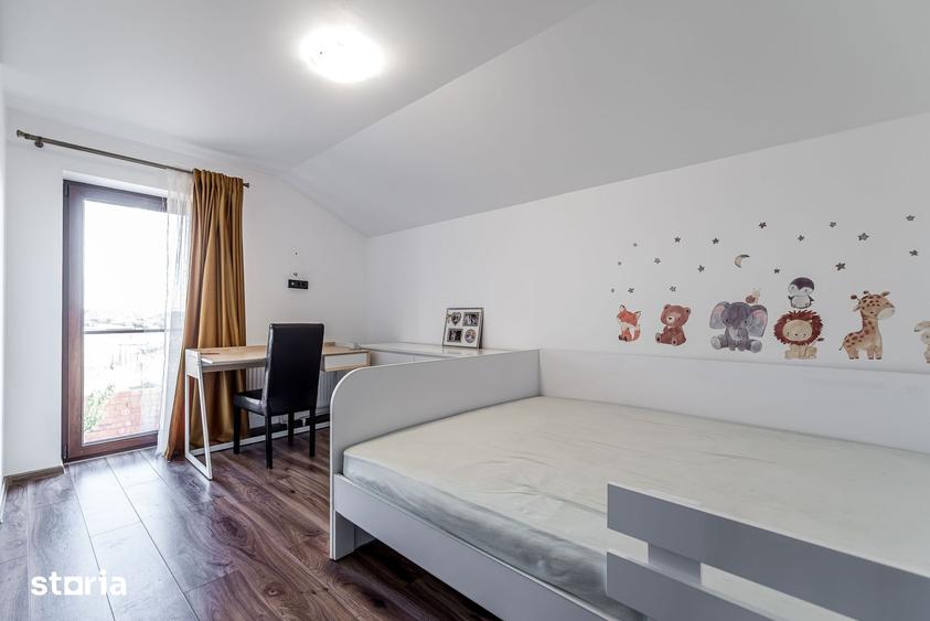 Casă cu 5 camere cu Teren 511 Mp în Grădiște