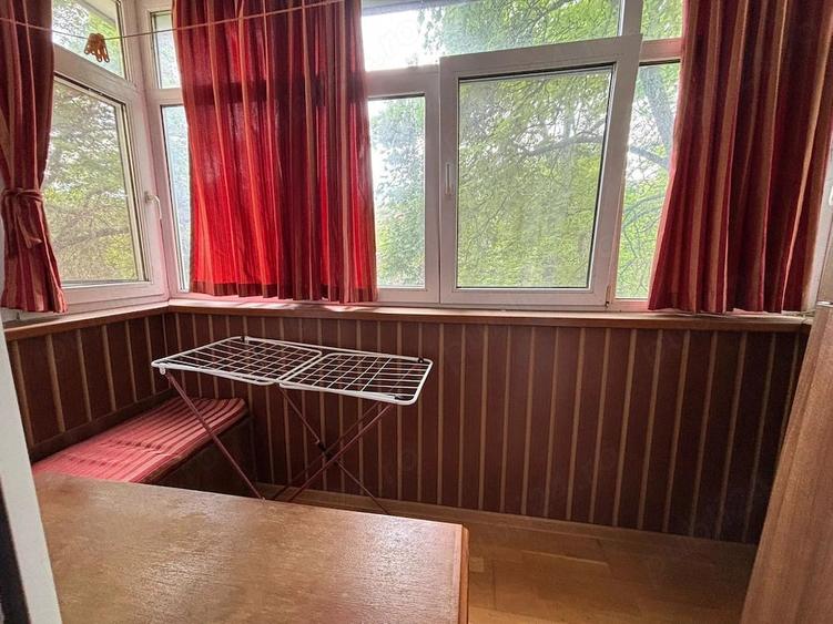 Apartament cu 2 camere nedecomandat în Bucșinescu