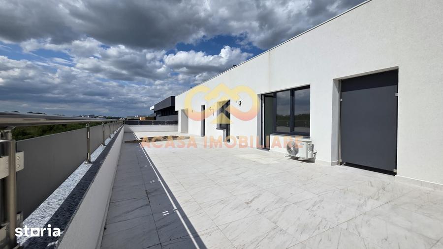 Apartament cu 3 camere decomandat în Voinești