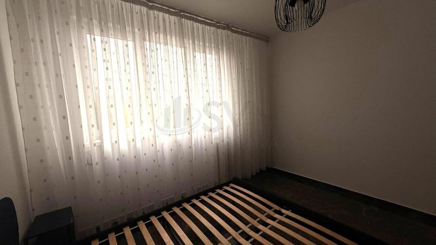 Apartament cu 2 camere semidecomandat, mobilat în 1 Mai