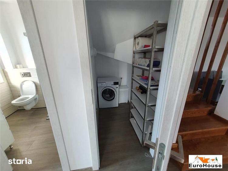 Casă cu 4 camere cu Teren 300 Mp în Cetate
