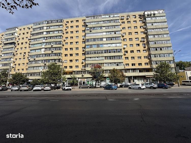 Apartament cu 3 camere semidecomandat în Dobroești