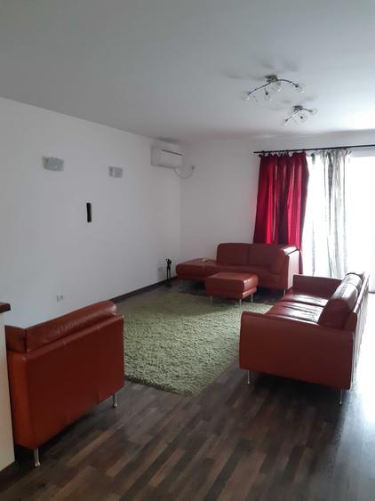 Casă cu 4 camere cu Teren 50 Mp în Exterior Vest
