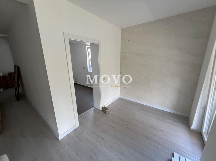 Duplex cu 4 camere cu Canalizare în Chișoda