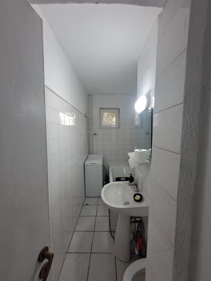 Apartament cu 2 camere semidecomandat în Exterior Vest
