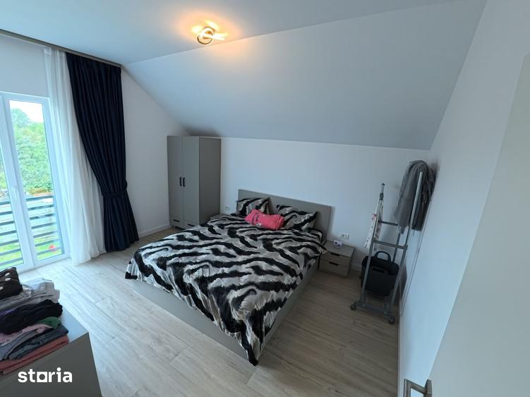 Casă cu 4 camere cu Teren 450 Mp în Central