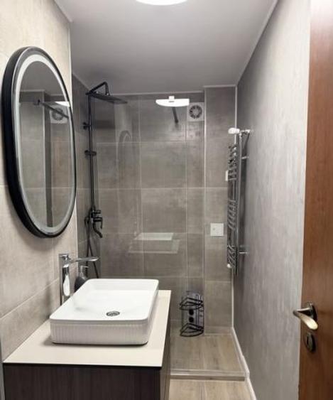 Apartament cu 3 camere decomandat, mobilat în Aviației