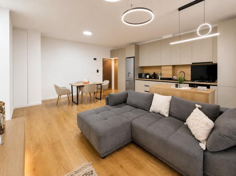 Apartament cu 2 camere semidecomandat, mobilat în Florești