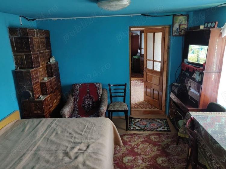 Casă cu 4 camere cu Teren 24000 Mp în Costișa de Sus