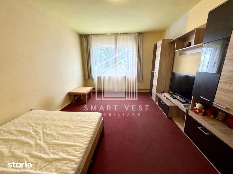 Apartament 3 camere | Etaj 3 cu lift | Zona Micro 15 - 18