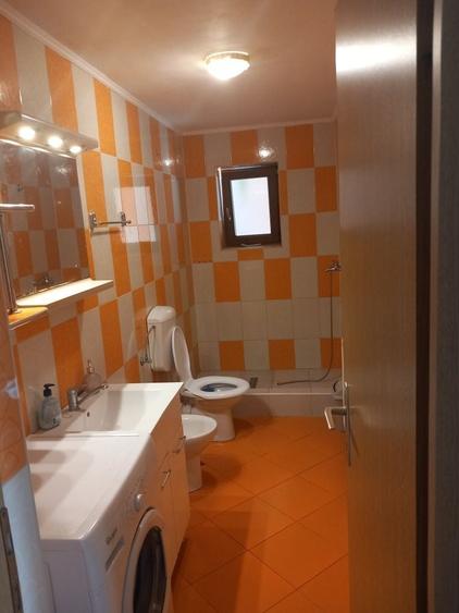 Casă cu 3 camere în Stana