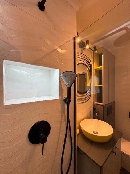 Brancoveanu Apartament 2 camere complet renovat, 2 minute de metrou Brancoveanu si parc - 14