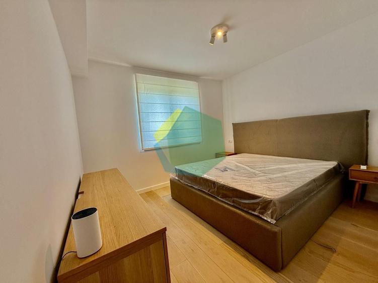 Casă individuală cu 8 camere cu Canalizare în Corbeanca