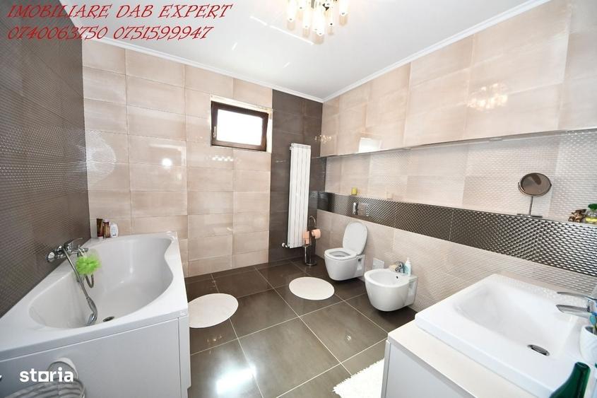 Casă cu 4 camere cu Teren 1470 Mp în Central