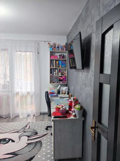 Apartament cu 2 camere decomandat în Tudor