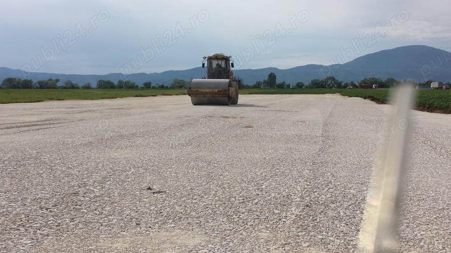 Teren de 2700 mp, în Cristian