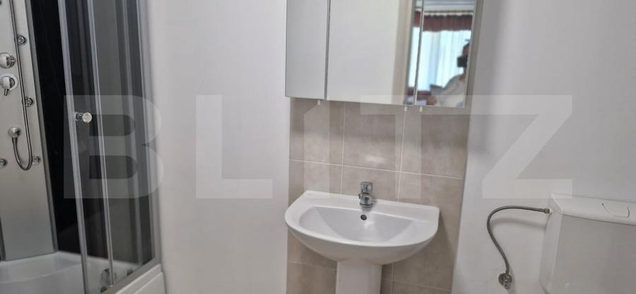 Casă individuală cu 9 camere cu Teren 1000 Mp în Pucioasa