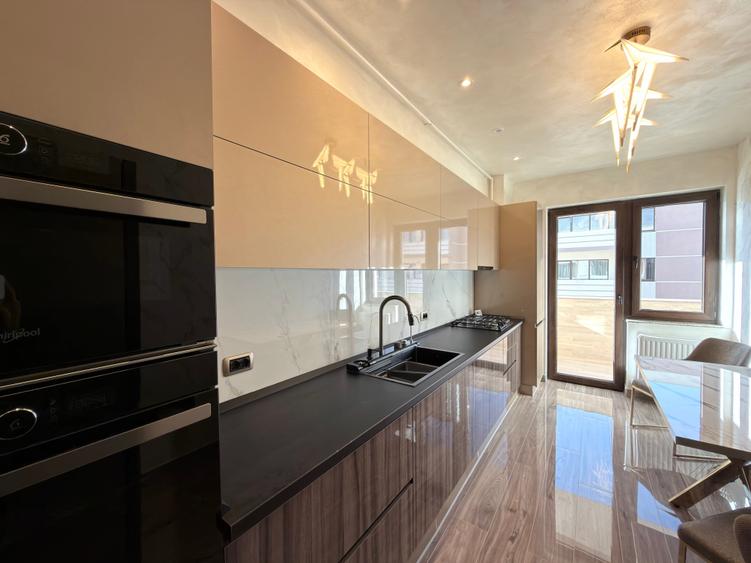 Apartament cu 2 camere în Tractorul