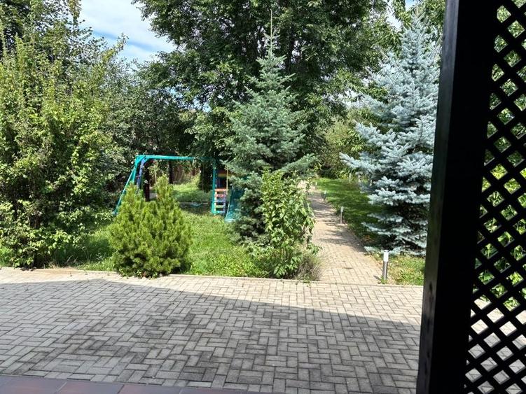 Casă cu 4 camere în Sânpetru