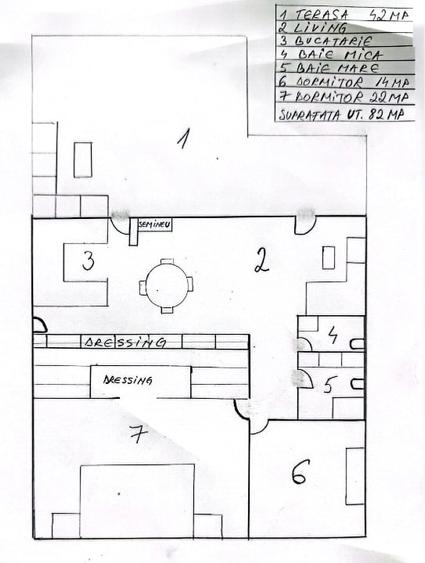 Apartament cu 3 camere decomandat, mobilat în Central