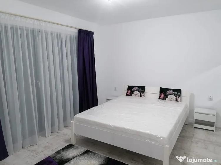 Casă cu 4 camere cu Teren 360 Mp în Borhanci