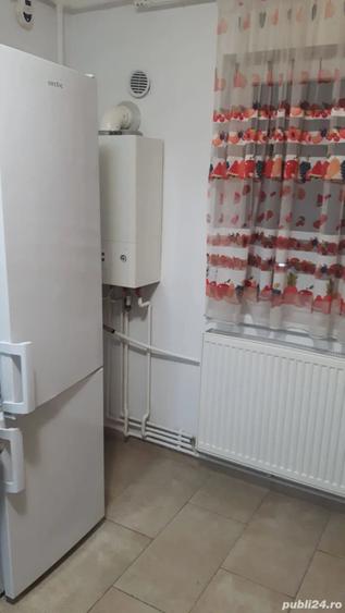 Apartament cu 2 camere semidecomandat în Mioriței