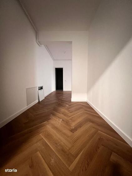Apartament cu 3 camere în Cantemir