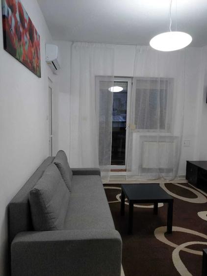 Apartament cu 2 camere semidecomandat, mobilat în Brezoianu