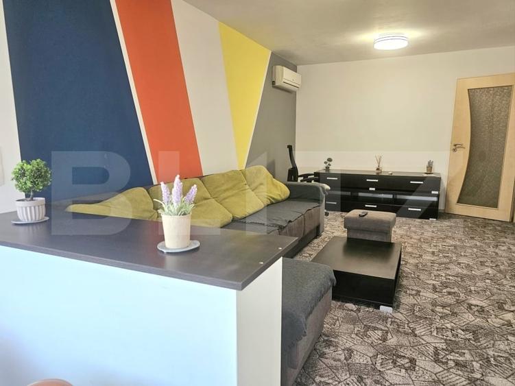 Apartament cu 4 camere decomandat, mobilat în Bucovina