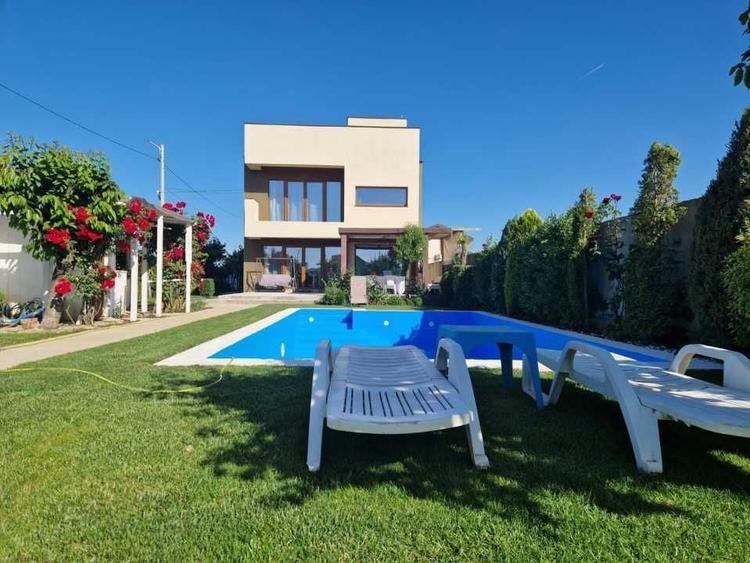Casă cu 4 camere cu Teren 1000 Mp în Fundeni