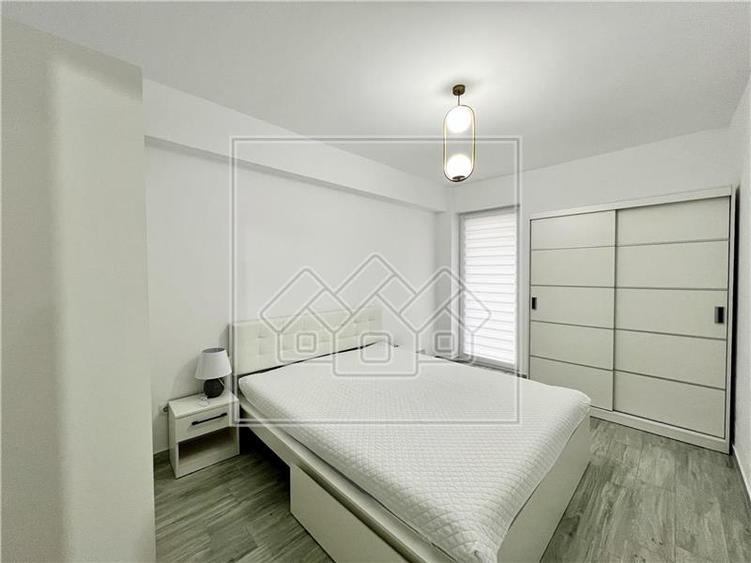 Apartament cu 3 camere nedecomandat în Turnișor