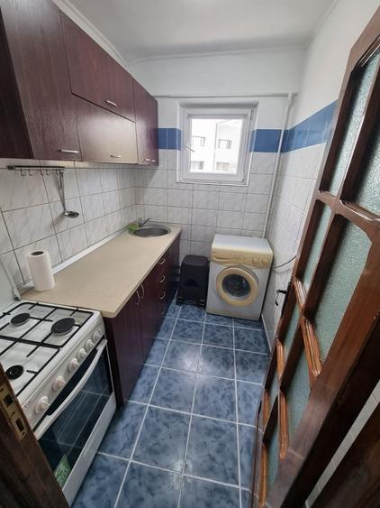 Inchiriez apartament doua camere zona Tudor Vladimirescu - 2