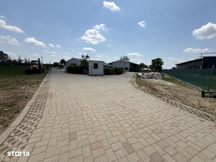 Spațiu comercial, de 30,000 mp, în Ghimpați