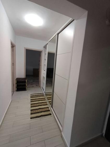 Apartament cu 2 camere decomandat în Obor