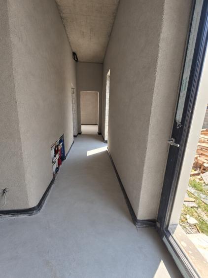 Casă individuală cu 5 camere cu Teren 850 Mp în Haliu