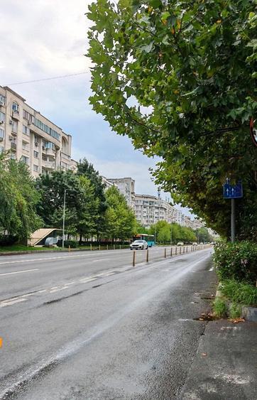 Apartament cu 4 camere decomandat în Centrul Civic